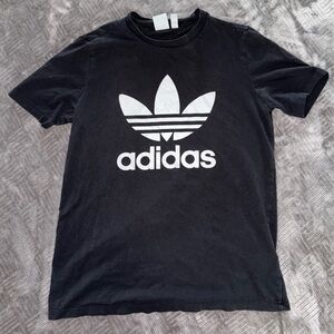 ADIDAS T-Shirt